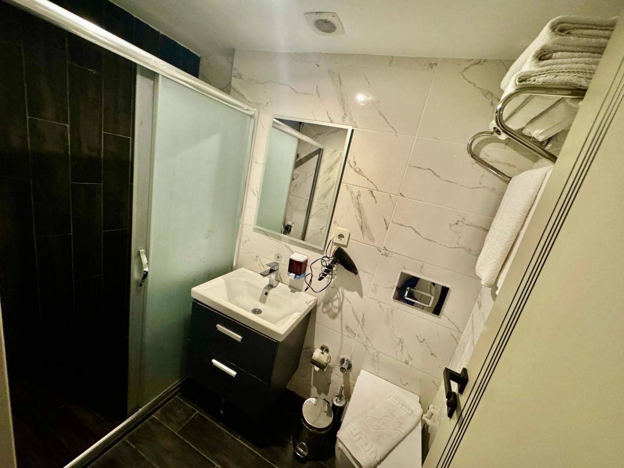 Aram Edessa Hotel Стамбул Экстерьер фото